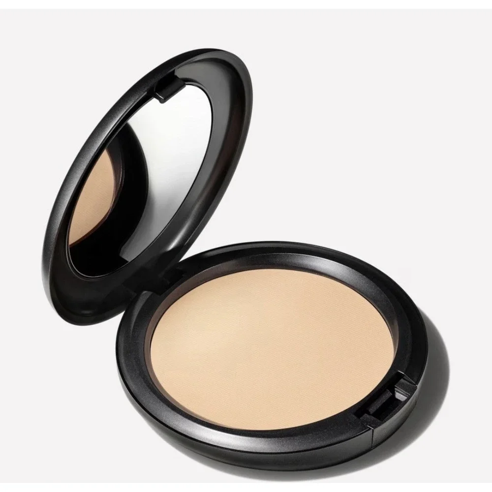 MAC - BLOT POWDER/PRESSED - LIGHT (NIB)